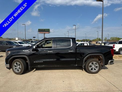 Used 2025 GMC Sierra 1500 SLT RWD image 3