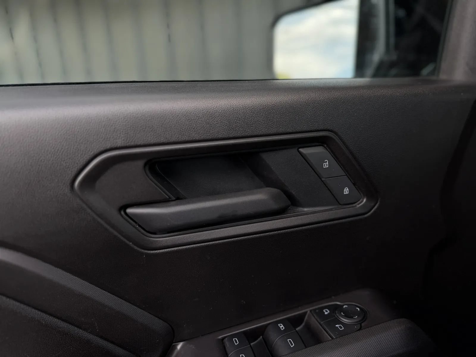 Used 2026 Chevrolet Colorado Trail Boss AWD/4WD image 24