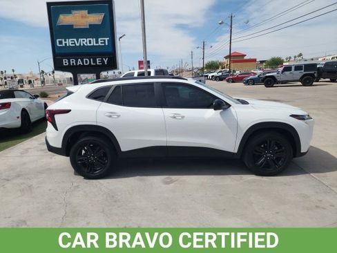 Certified 2025 Chevrolet Trax ACTIV w/ Driver Confidence Package FWD image 3