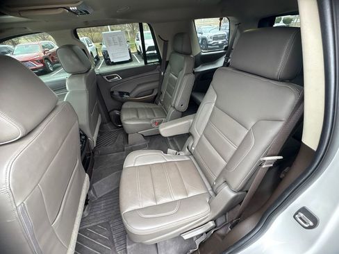 Used 2019 GMC Yukon Denali w/ Denali Ultimate Package image 11