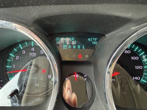 Used 2012 Chevrolet Traverse LT image 20