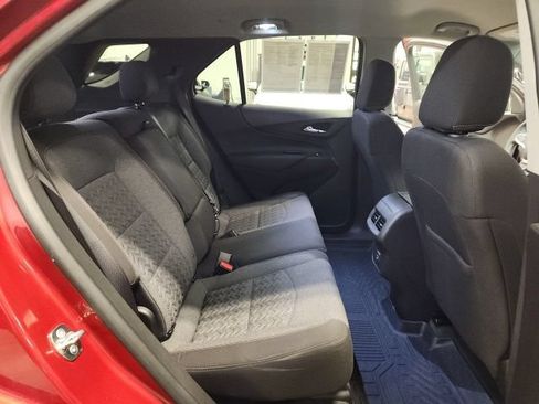Used 2024 Chevrolet Equinox LT AWD/4WD image 29
