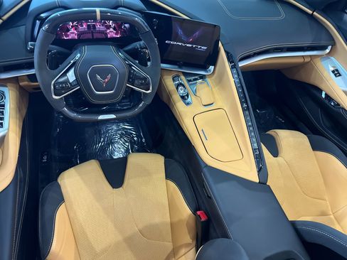 Used 2025 Chevrolet Corvette Z06 w/ Z07 Performance Package image 12