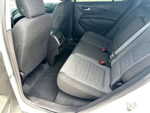 Used 2023 Chevrolet Equinox LT FWD image 25