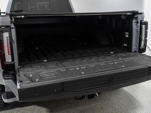 Used 2024 Ford F450 Limited w/ FX4 Off-Road Package image 25