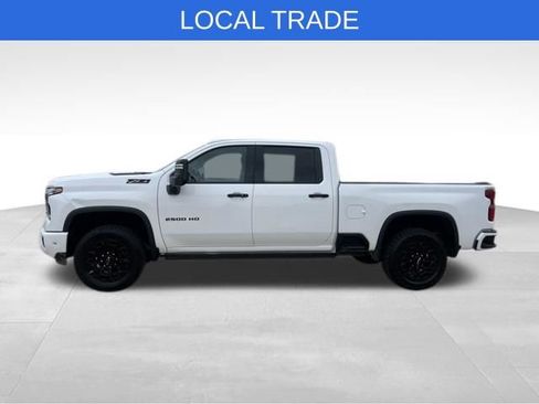 Used 2024 Chevrolet Silverado 2500 LTZ w/ LTZ Plus Package AWD/4WD image 3