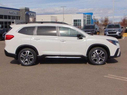 New 2026 Subaru Ascent Touring w/ Popular Package #1 AWD/4WD image 3