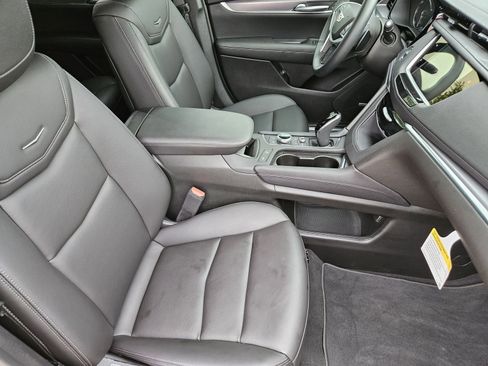 New 2026 Cadillac XT5 Luxury FWD image 15
