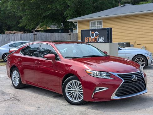 Used 2016 Lexus ES 350 w/ Accessory Package 2 FWD image 1