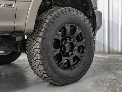Used 2020 Ford F250 Lariat w/ Tremor Off-Road Package AWD/4WD image 63