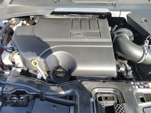 Certified 2025 Land Rover Discovery Sport S image 20