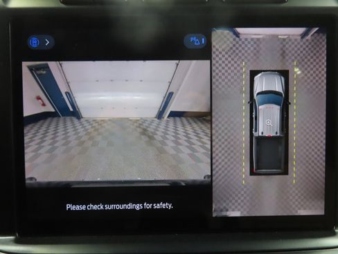 Used 2024 Ford F250 Lariat w/ Black Appearance Package image 15