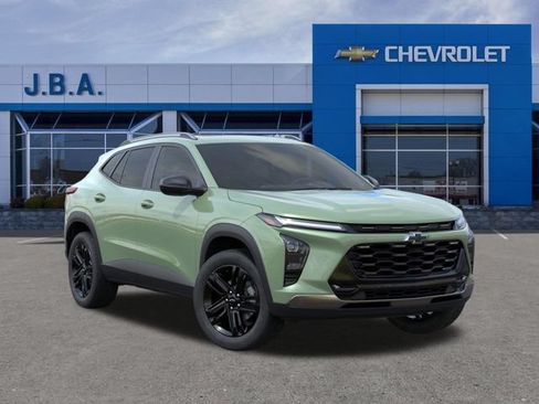 New 2026 Chevrolet Trax ACTIV w/ Sunroof Package FWD image 8
