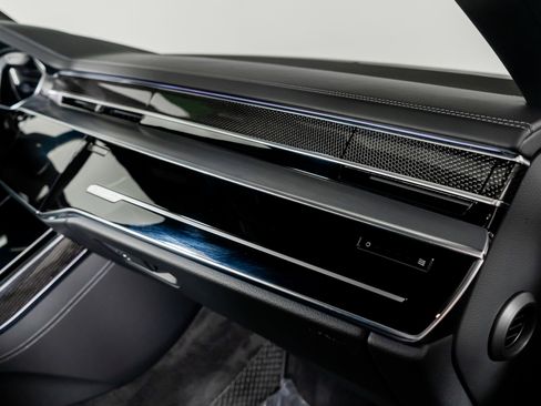 Used 2025 Audi S8 image 49