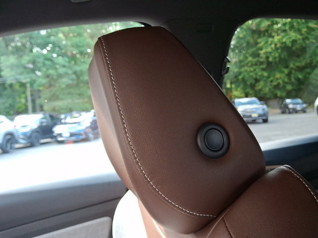 Certified 2023 Volkswagen ID.4 Pro RWD image 13
