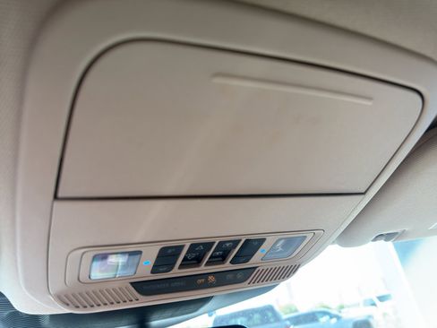 Used 2023 Ford Explorer Platinum w/ Technology Package image 29