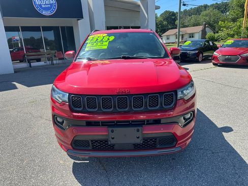 Used 2023 Jeep Compass Limited AWD/4WD image 8