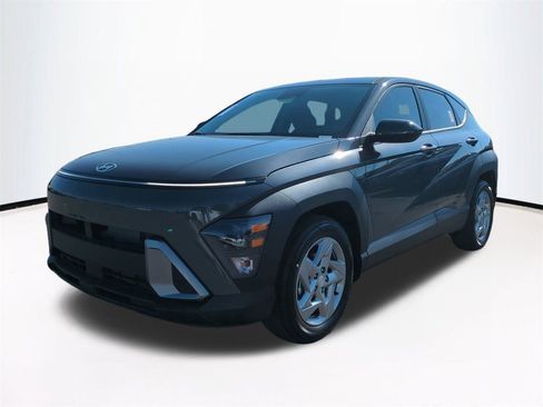 New 2026 Hyundai Kona SE image 9