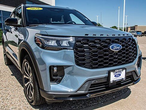 Used 2026 Ford Explorer ST-Line AWD/4WD image 7