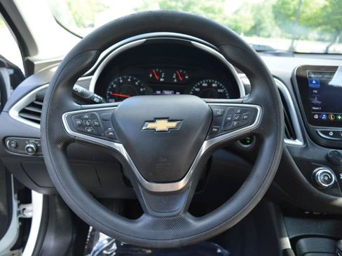 Used 2023 Chevrolet Malibu LS FWD image 28