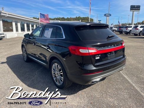 Used 2017 Lincoln MKX Reserve image 15