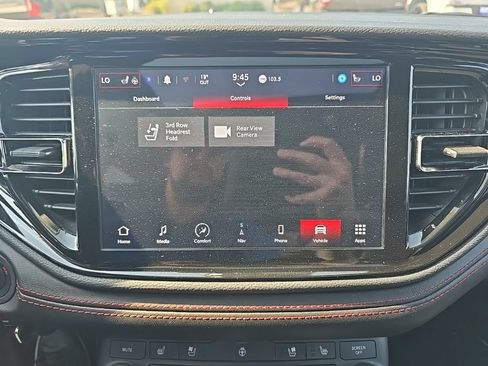 Used 2025 Dodge Durango R/T AWD/4WD image 27