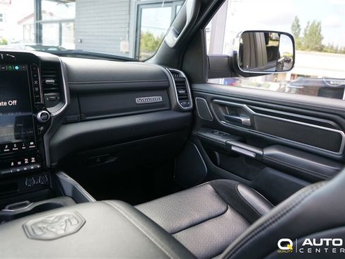 Used 2023 RAM 1500 Laramie AWD/4WD image 17