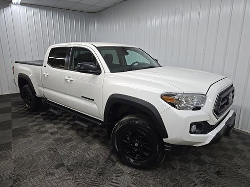 Used 2023 Toyota Tacoma SR5 w/ SX Package image 7