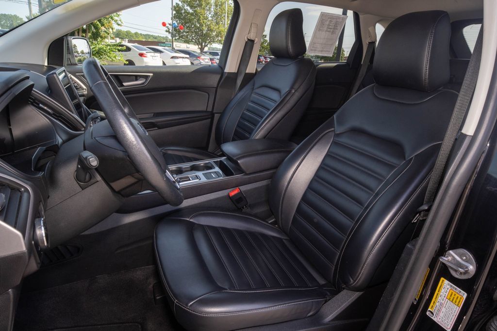 Used 2024 Ford Edge SEL AWD/4WD image 15