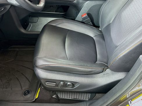 Used 2021 Toyota Sienna XSE w/ XSE Plus Package image 15