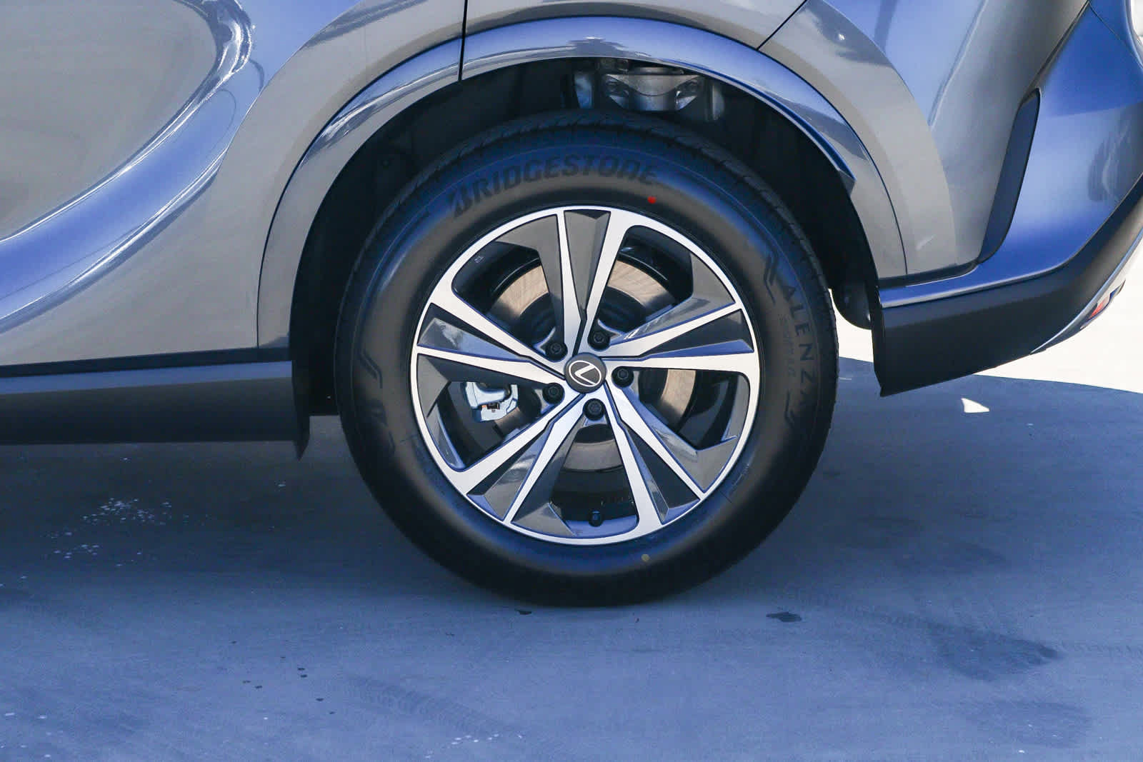 New 2026 Lexus RX 350 Premium w/ Accessory Package (Z1) FWD image 12