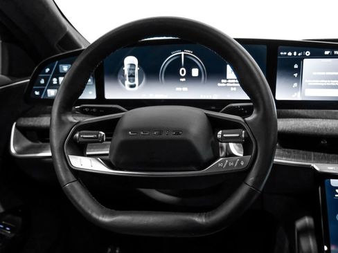 Used 2024 Lucid Air Touring AWD/4WD image 17