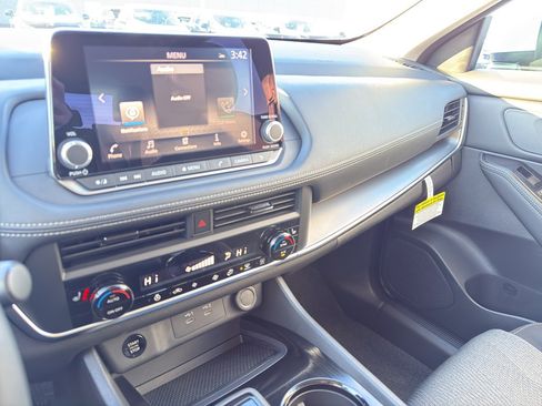 New 2026 Nissan Rogue SV w/ Cold Weather Package image 21