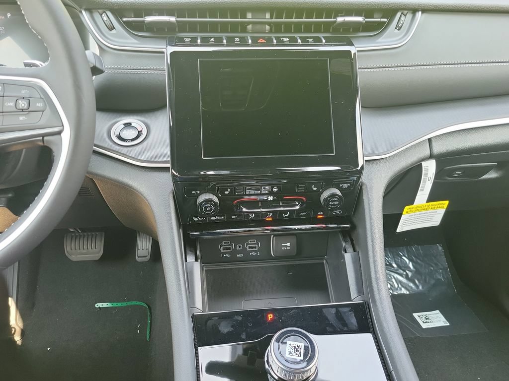 New 2026 Jeep Grand Cherokee Laredo X RWD image 31