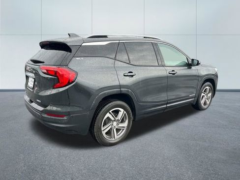 Used 2018 GMC Terrain SLT w/ Preferred Package AWD/4WD image 3