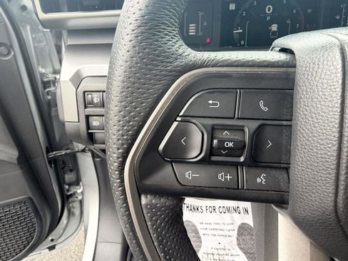 Used 2024 Toyota Tacoma SR5 AWD/4WD image 21