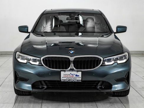 Used 2020 BMW 330i Sedan w/ Convenience Package image 3