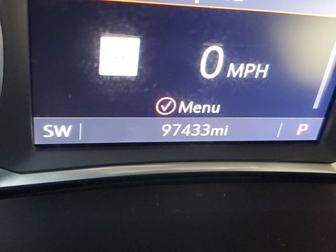 Used 2019 Chevrolet Equinox Premier image 25