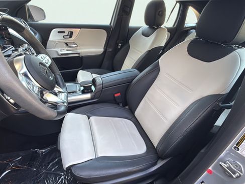 Used 2023 Mercedes-Benz GLA 35 AMG 4MATIC image 14