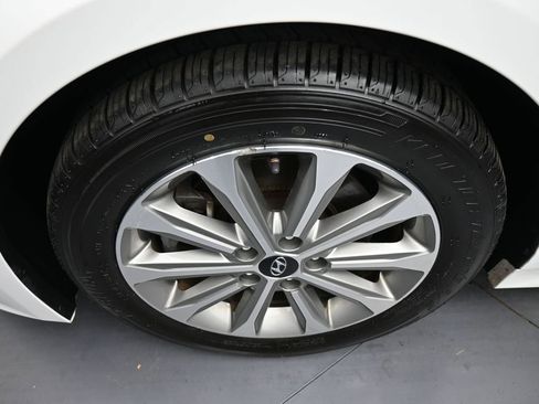 Used 2016 Hyundai Sonata Limited w/ Option Group 04 image 14