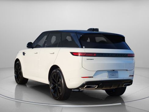 New 2026 Land Rover Range Rover Sport Dynamic SE AWD/4WD image 3