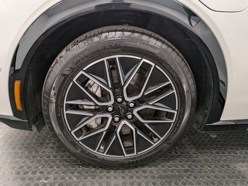 Used 2024 Ford Mustang Mach-E Premium image 7