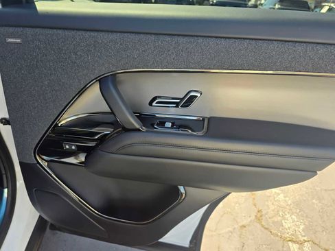 New 2026 Land Rover Range Rover Sport SE image 13
