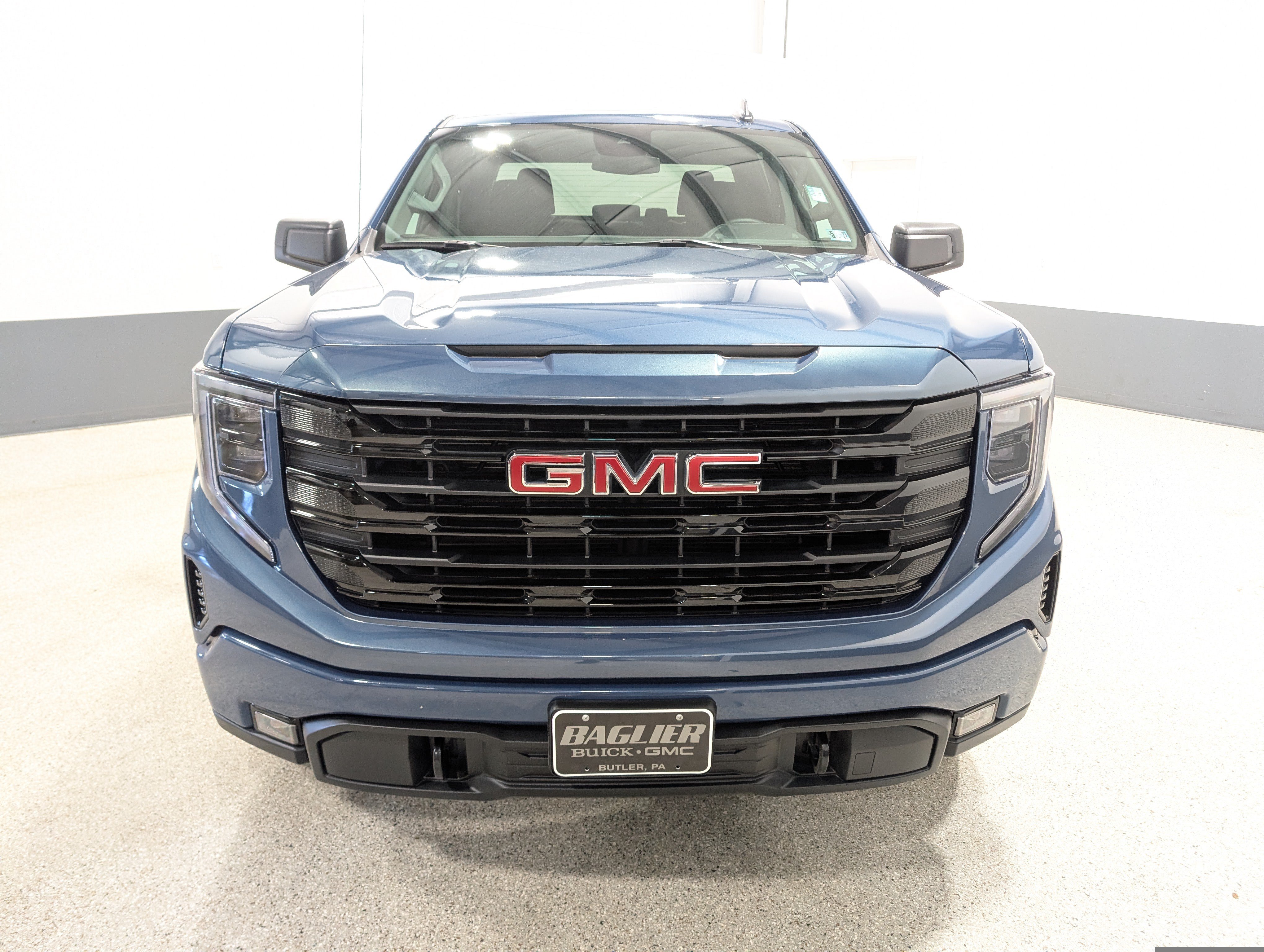 Used 2026 GMC Sierra 1500 Elevation AWD/4WD image 8