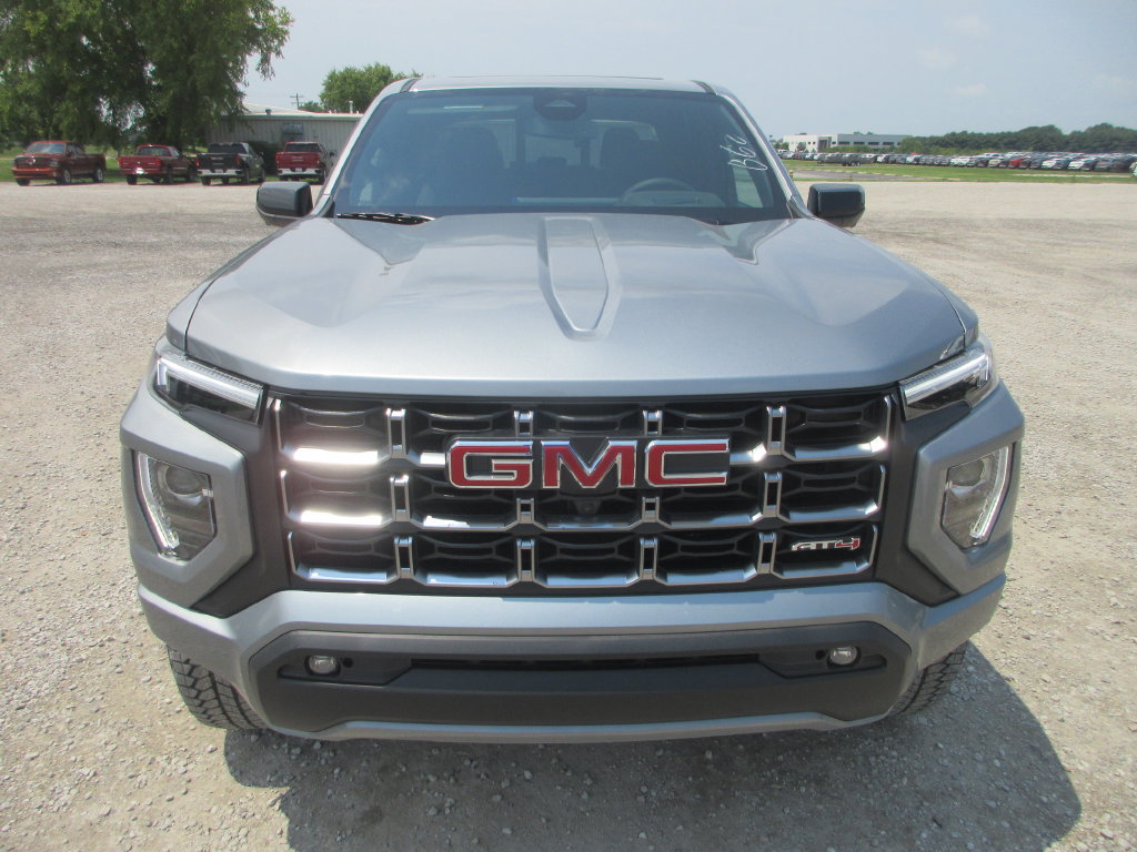 New 2026 GMC Canyon AT4 w/ Technology Plus Package AWD/4WD image 11