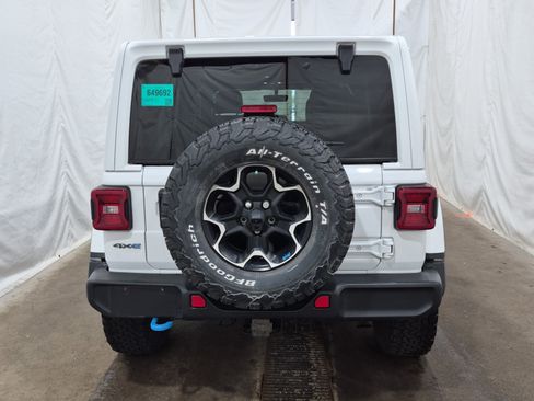 Used 2022 Jeep Wrangler Unlimited Rubicon 4xe w/ Cold Weather Group AWD/4WD image 8