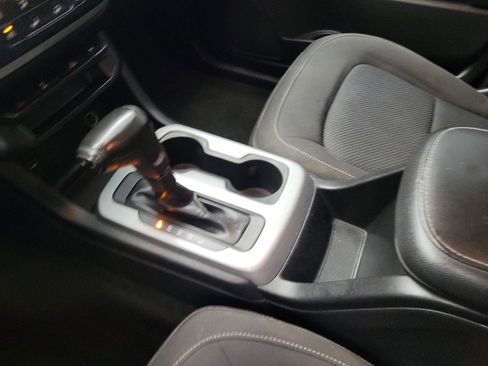Used 2017 Chevrolet Colorado LT RWD image 26