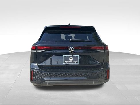New 2026 Volkswagen Tiguan SE R-Line FWD image 4