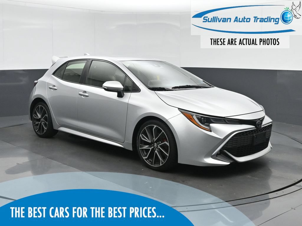 Used 2019 Toyota Corolla XSE FWD image 1