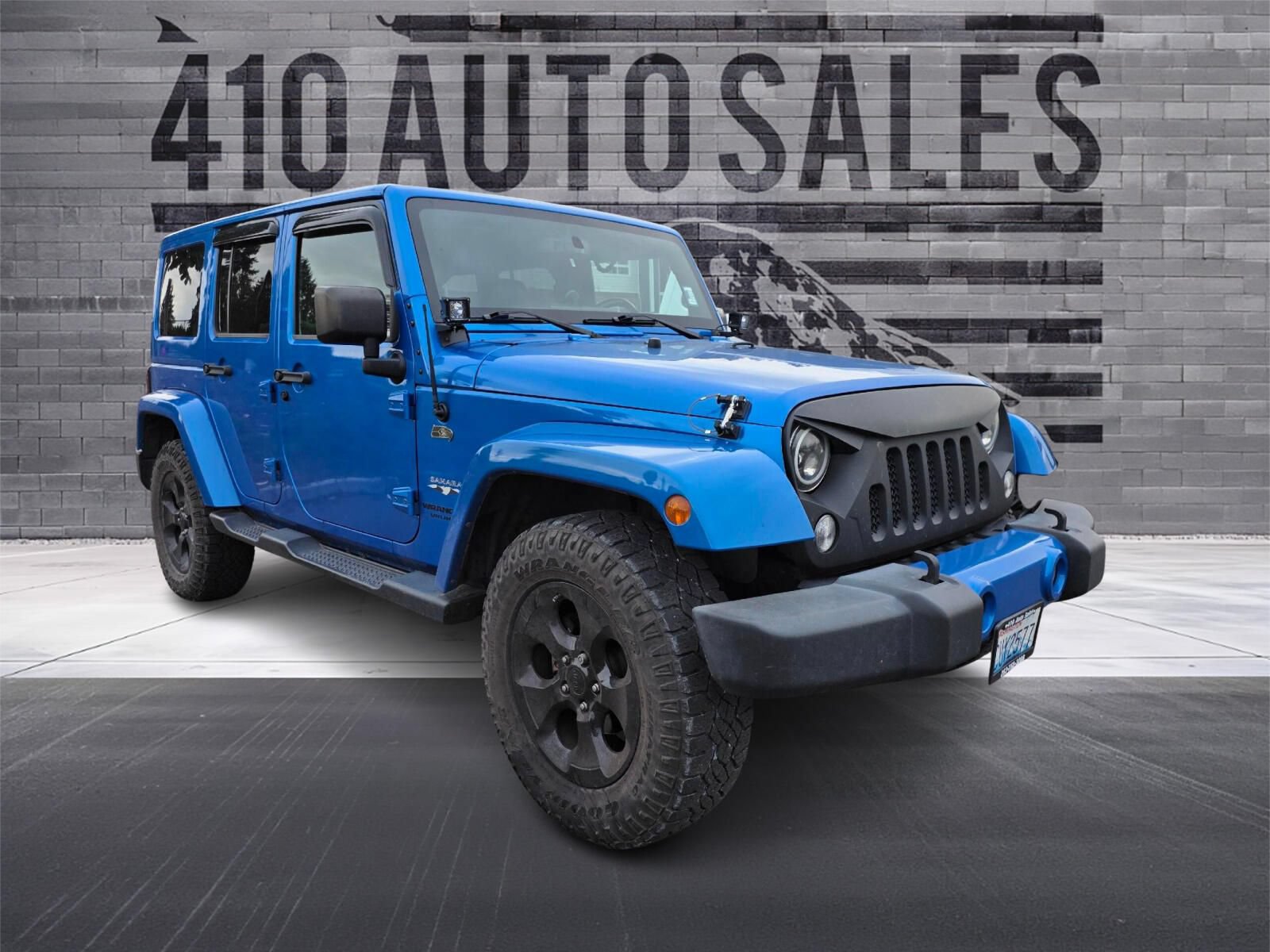 Used 2016 Jeep Wrangler Unlimited Sahara w/ Max Tow Package AWD/4WD image 1